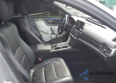 2022 Honda Accord Hybrid Sport z USA, uszkodzony, nr VIN 1HGCV3F29NA006018